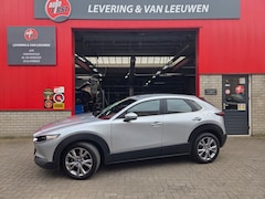 Mazda CX-30 - 2.0 e-SkyActiv-G M Hybrid Parkeersensoren Voor + Achter/ Navigatie/ Stoel en stuur verwarm