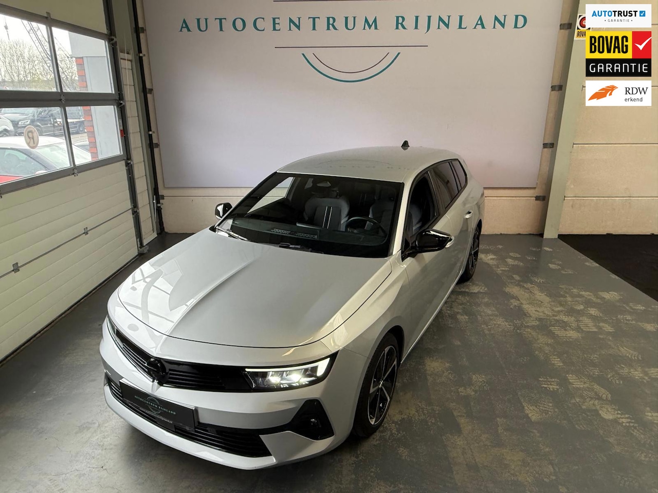 Opel Astra Sports Tourer - 1.2 Turbo GS Automaat, 360 Camera, Stoel/Stuurverwarming - AutoWereld.nl