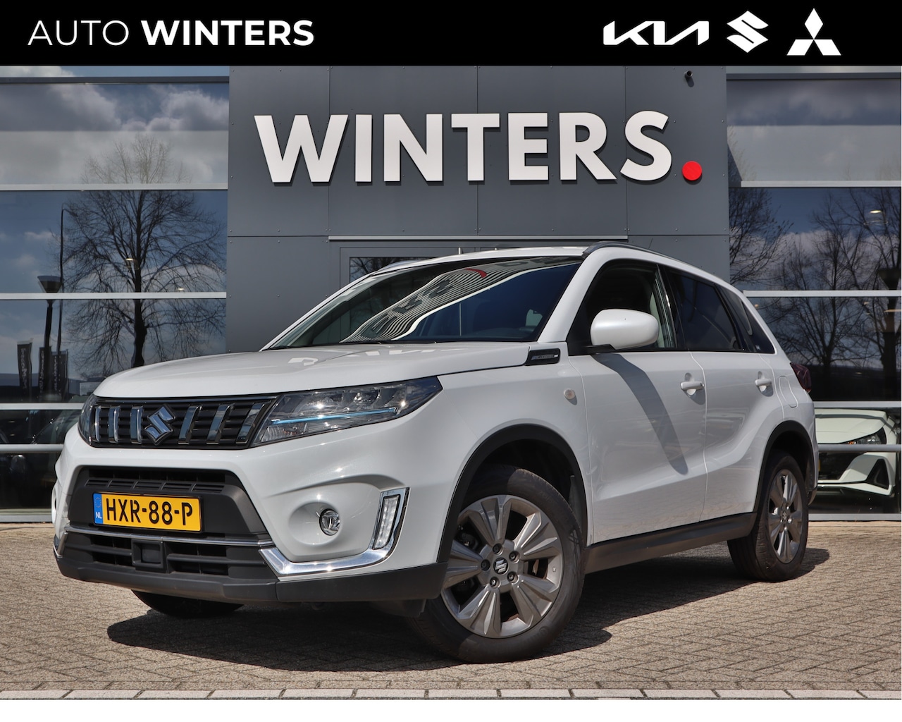 Suzuki Vitara - 1.5 Hybrid Select | Automaat | Navigatie | Cruise Control | Stoelverw | Camera | BT | - AutoWereld.nl