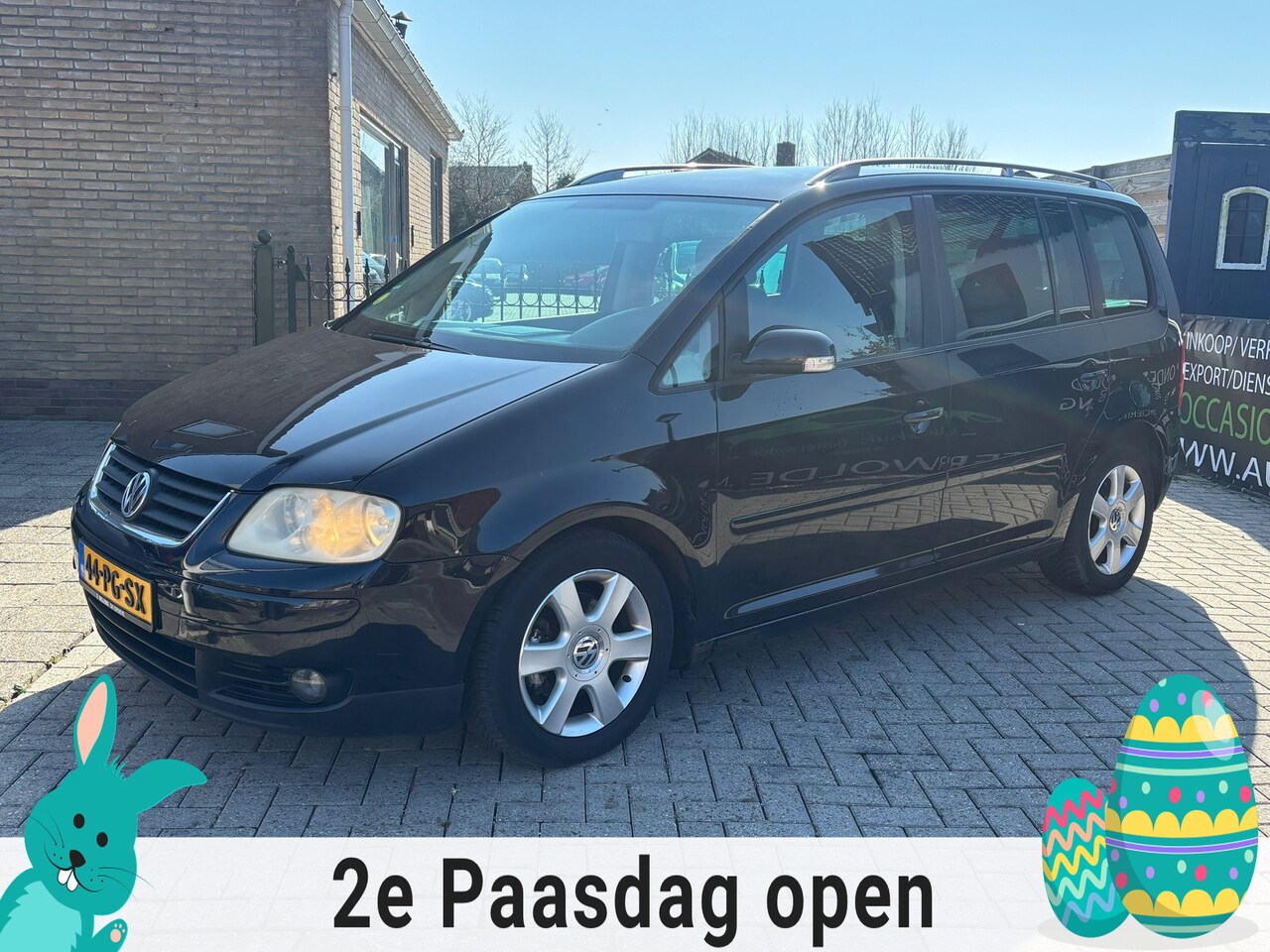 Volkswagen Touran - 2.0-16V FSI Highline | airco | cruise | trekhaak - AutoWereld.nl