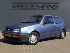 Volkswagen Golf - 1.4 CL