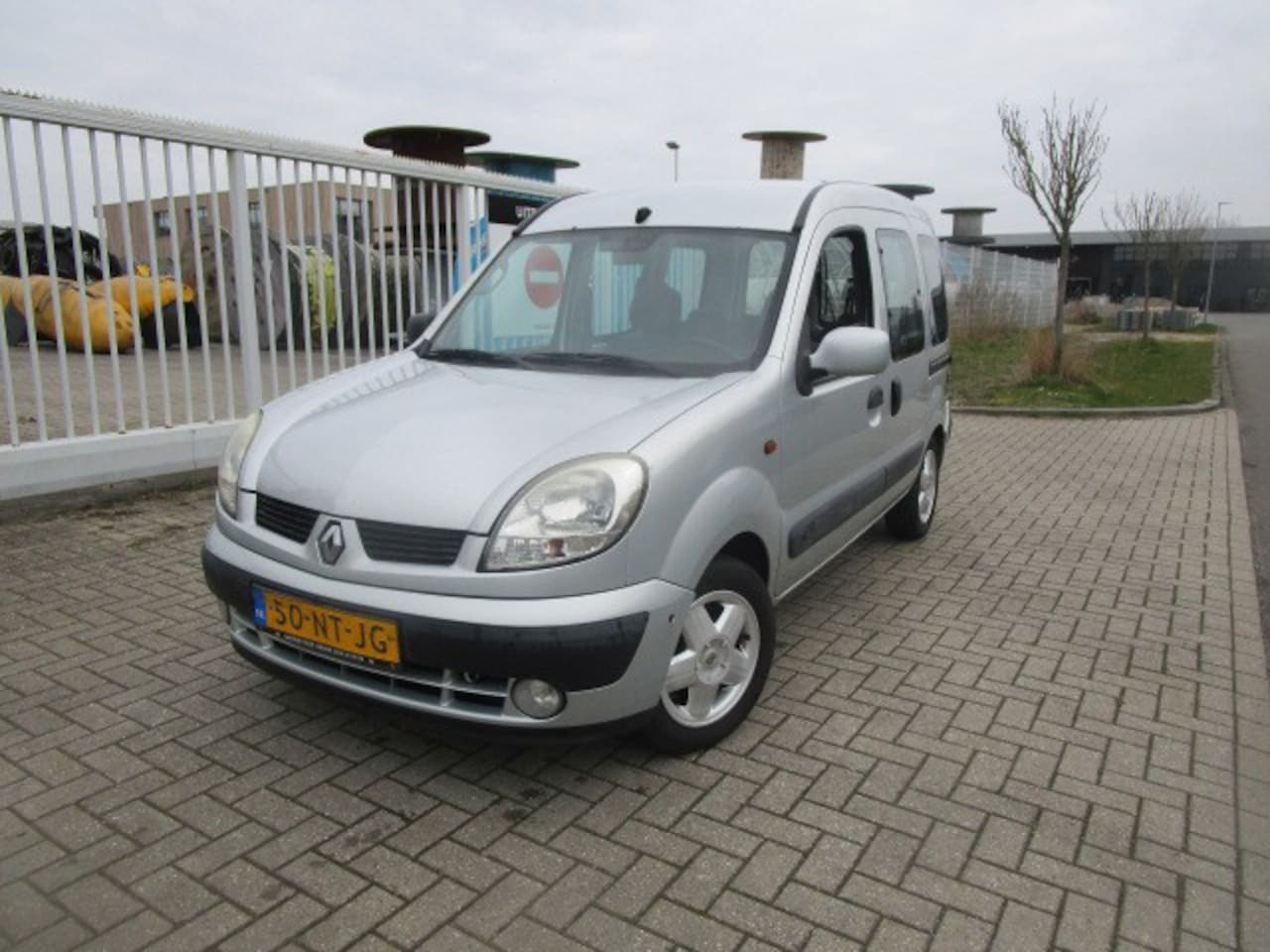 Renault Kangoo - 1.6-16V Privilège 1.6-16V Privilège, 2 X Schuifdeur, airco - AutoWereld.nl