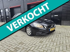 Volvo S60 - 1.6 DRIVe R-Design / AUTOMAAT / NAVI / PDC / ELEC. PAKKET / NAP
