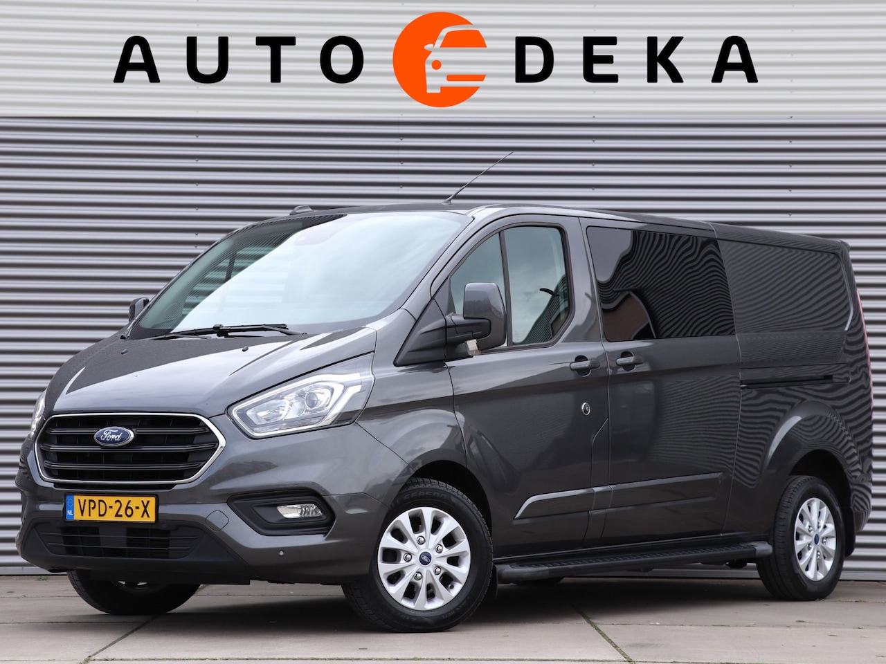 Ford Transit Custom - 300 2.0 TDCI L2H1 Limited DC 300 2.0 TDCI 170pk L2H1 Limited DC Automaat - AutoWereld.nl