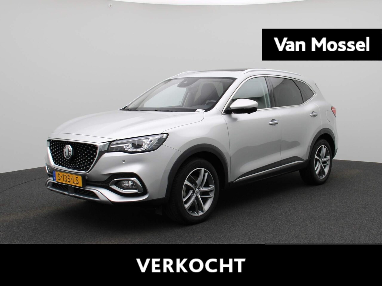 MG EHS - 1.5 TGDI PHEV Aut. Luxury | Leder | Panoramadak | Led Sfeerlicht | 360 Camera | Adaptive C - AutoWereld.nl