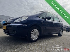 Citroën Xsara Picasso - 1.8i-16V/PANO DAK/TREKHAAK/NAP/
