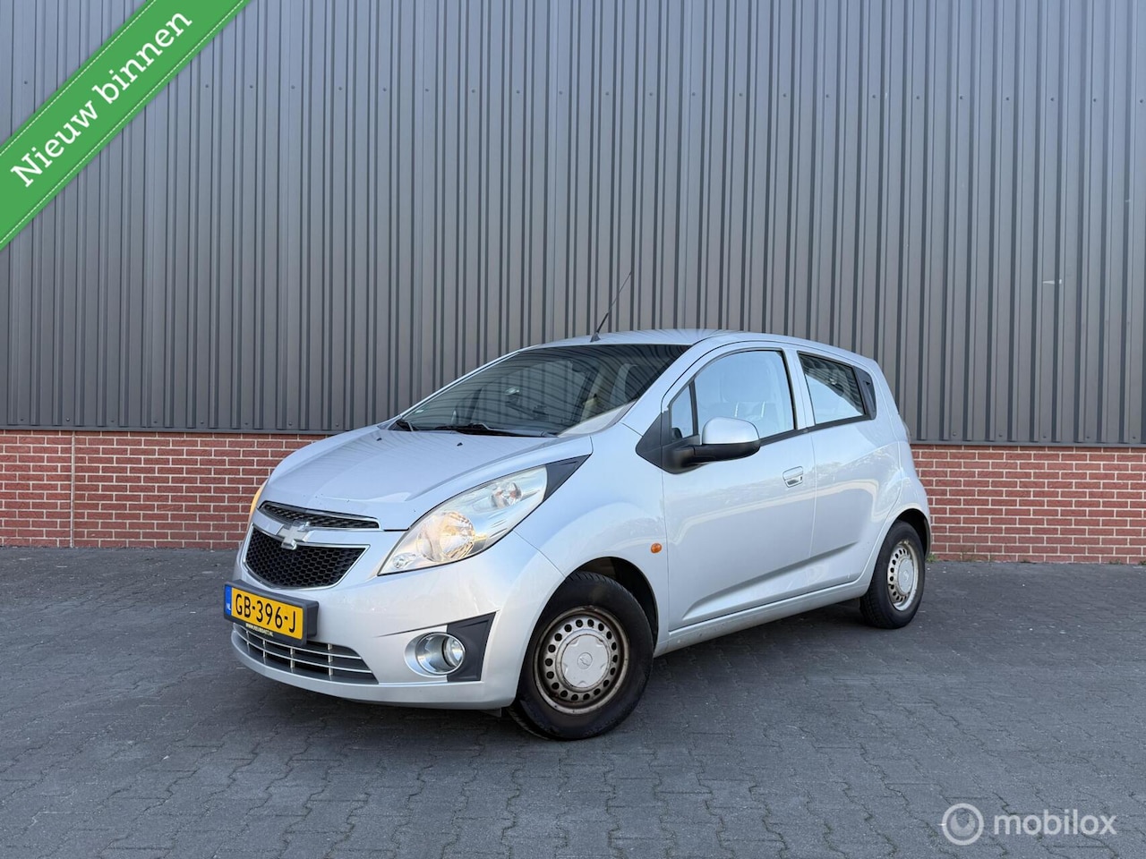 Chevrolet Spark - 1.0 16V LS Airco Apk 5 Deurs 2011 - AutoWereld.nl