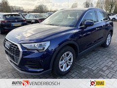 Audi Q3 - 45 TFSI e edition 245pk | Trekhaak | Stoelverwarming | Carplay | Adaptive cruise