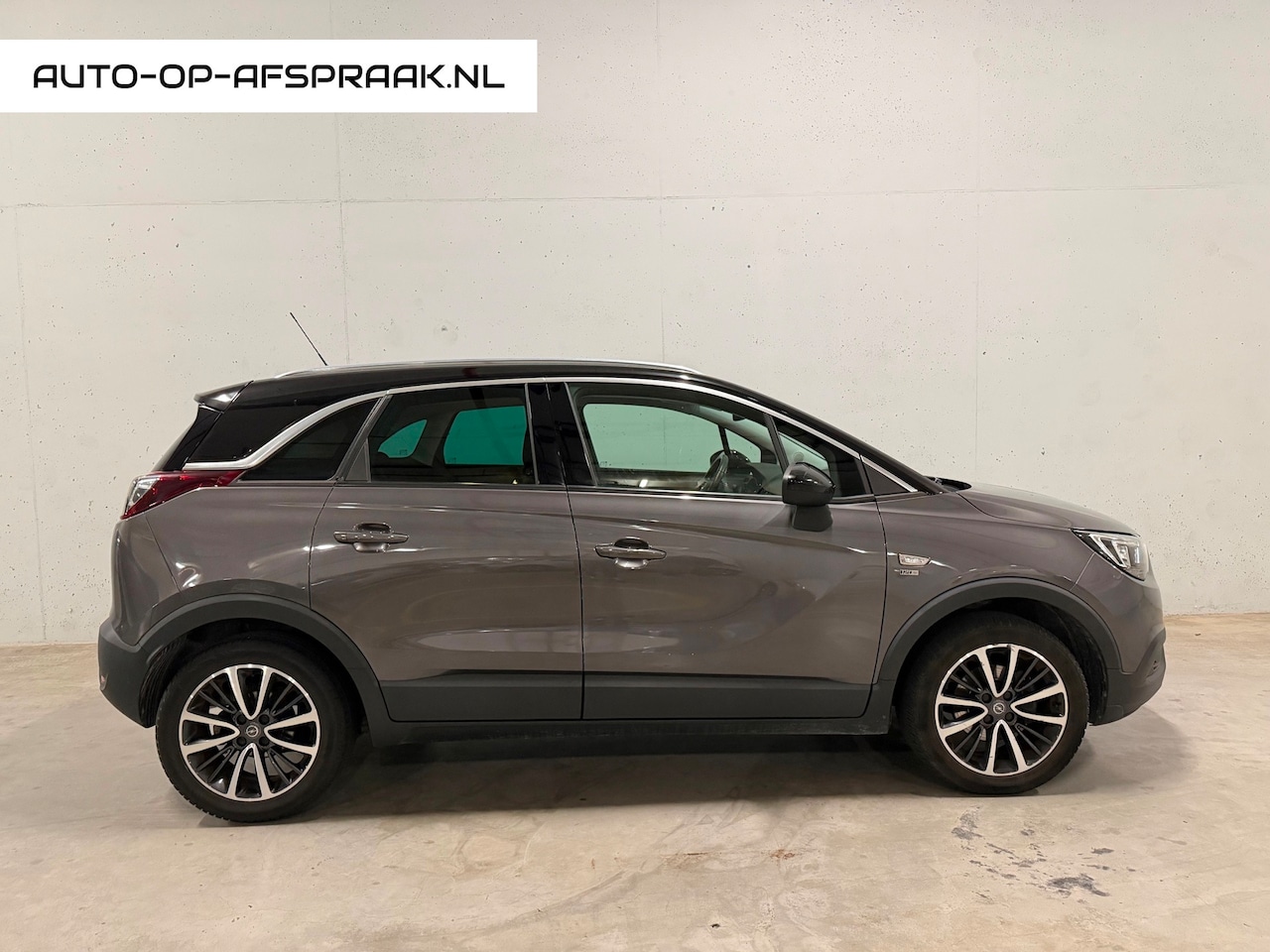 Opel Crossland X - 1.2 Turbo Innovation Automaat Camera Navi Stoelverwarming - AutoWereld.nl