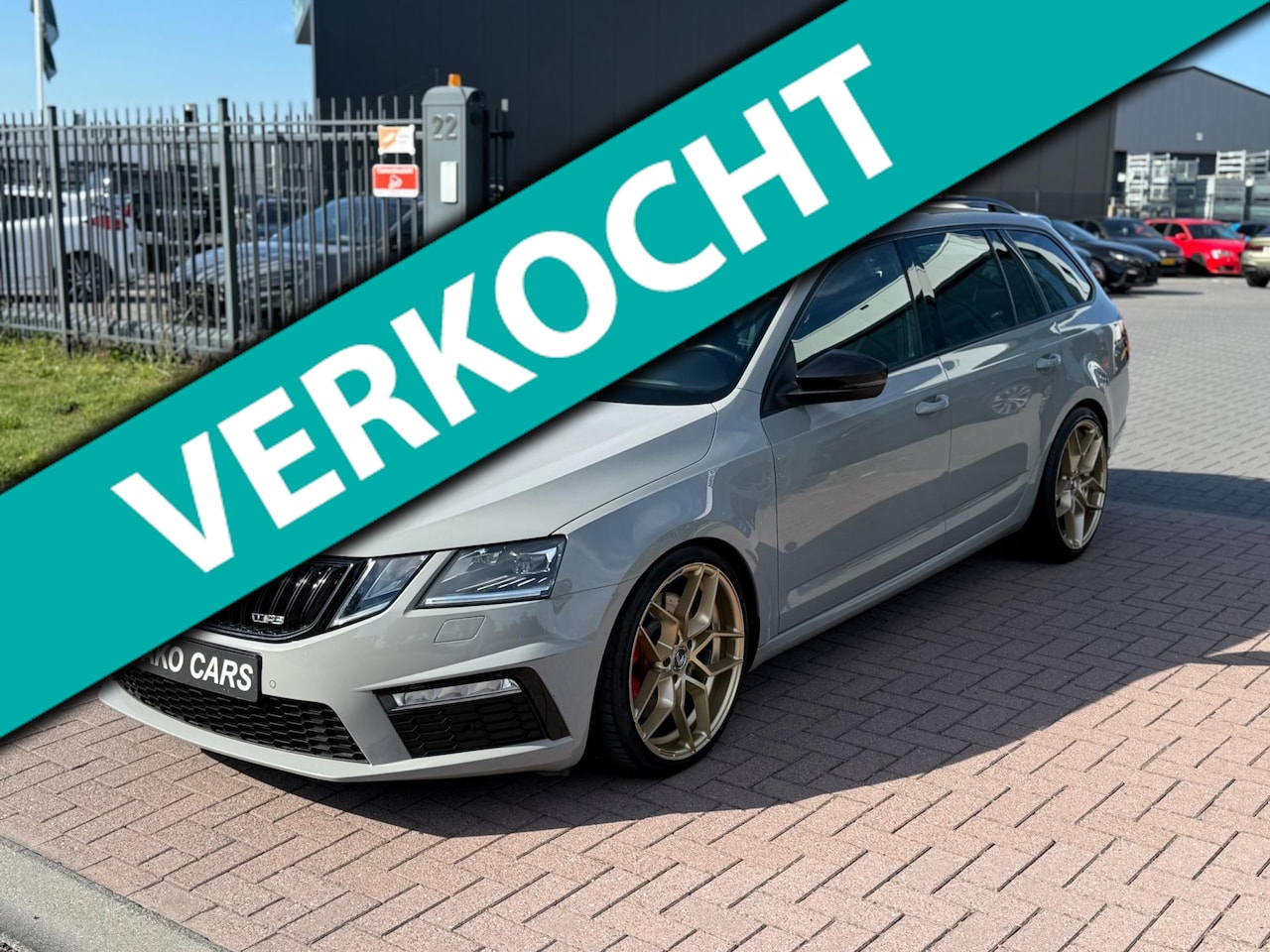 Skoda Octavia Combi - 2.0 TSI VRS 245 2019 DSG 300PK Nardo trekhaak - AutoWereld.nl