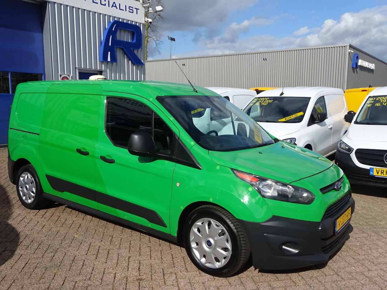 Ford Transit Connect - 1.5 TDCI L2 Trend Start & Stop AIRCO NAVIGATIE 3 ZITS - AutoWereld.nl