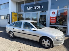 Opel Vectra - 1.8i-16V GL Plus Automaat / ECC/ Trekhaak