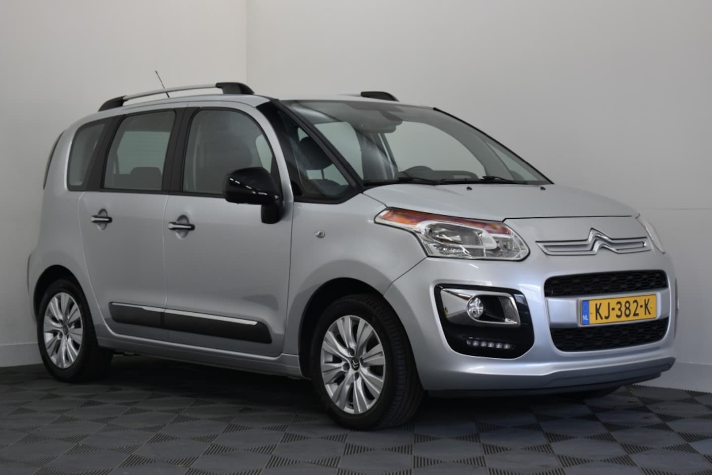 Citroën C3 Picasso - 1.2 Turbo 110PK FEEL EDITION - AutoWereld.nl