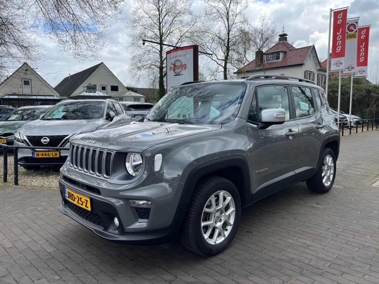 Jeep Renegade - 4XE 240 PLUG-IN HYBRID 4WD ELECTRIC LIMITED / CARPLAY / CAMERA / DAB / ADAP. CRUISE / KEYL - AutoWereld.nl