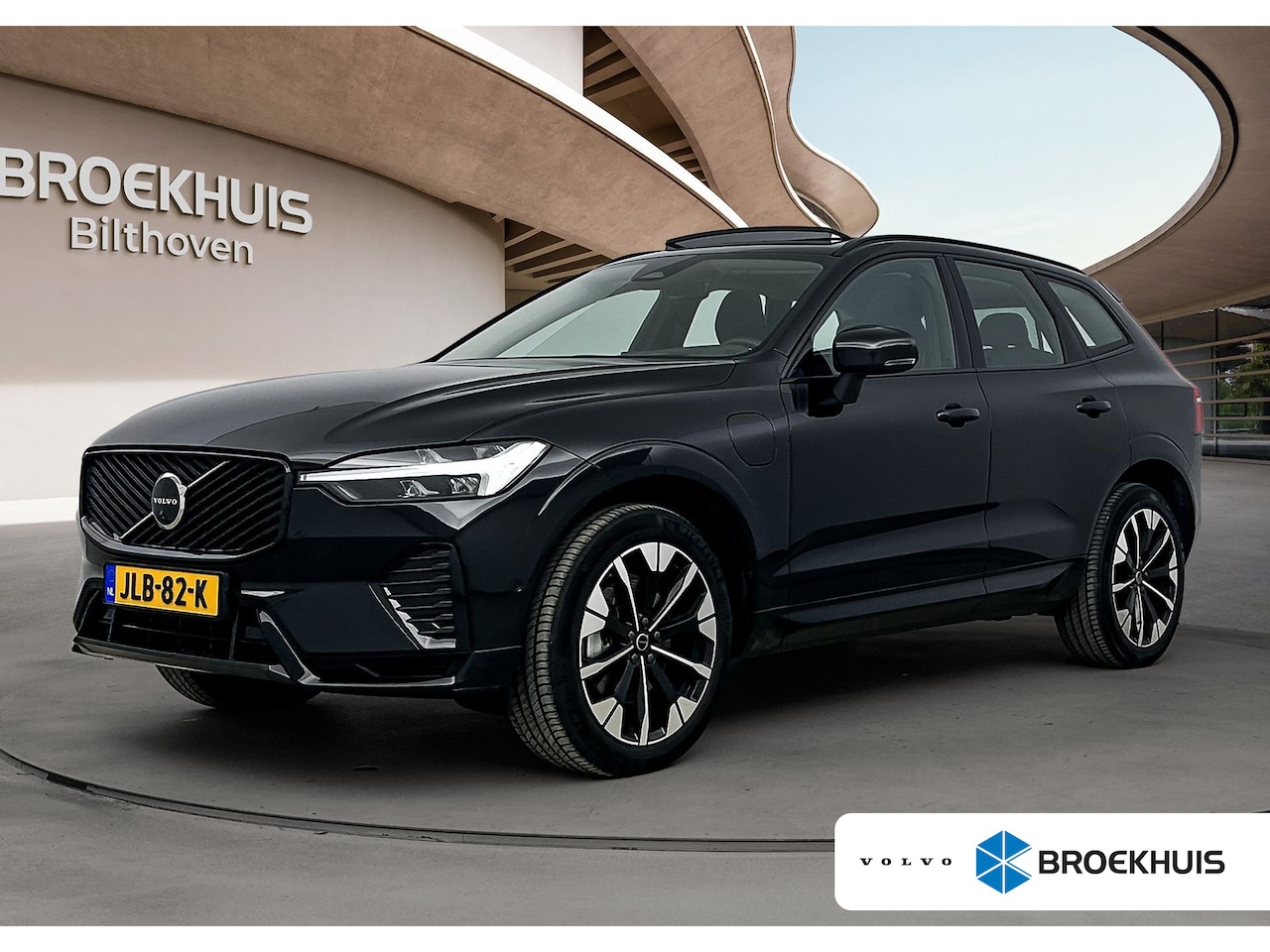 Volvo XC60 - NEW MODEL 2.0 T6 Plug-in hybrid AWD Plus Dark | Panoramadak | PDC V+A en 360 Camera | Stoe - AutoWereld.nl