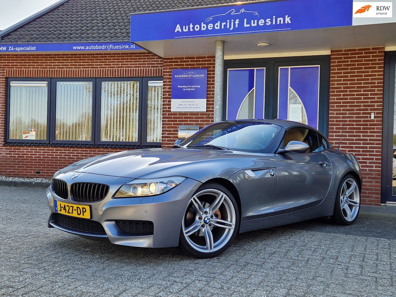 BMW Z4 Roadster - SDrive23i High Executive M-Sport Topstaat! Navigatie Bluetooth Stuurwielverwarming PDC Hif - AutoWereld.nl