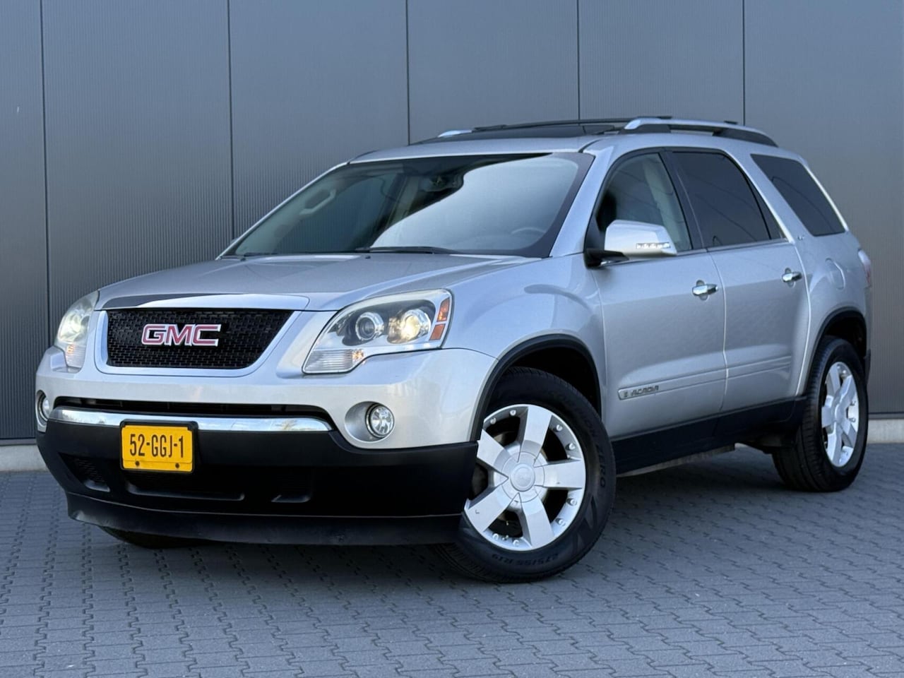GMC Acadia - 3.6 V6 LPG - 8-Persoons - Leder - Xenon - Schuifdak - Unieke Auto - AutoWereld.nl