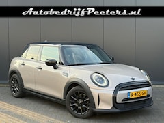 MINI Cooper - 1.5 Aut. 5-Drs Camden Leder Navi Carplay Cruise Sfeerlicht NL-auto