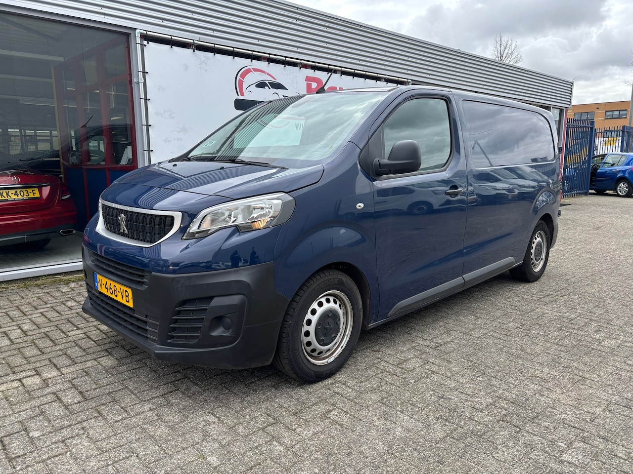Peugeot Expert - 226S 1.6 BlueHDI 95 Premium 226S 1.6 BlueHDI 95 Premium - AutoWereld.nl