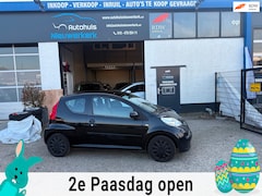 Peugeot 107 - 1.0-12V XS/ met Airco, NAP en een ruime APK