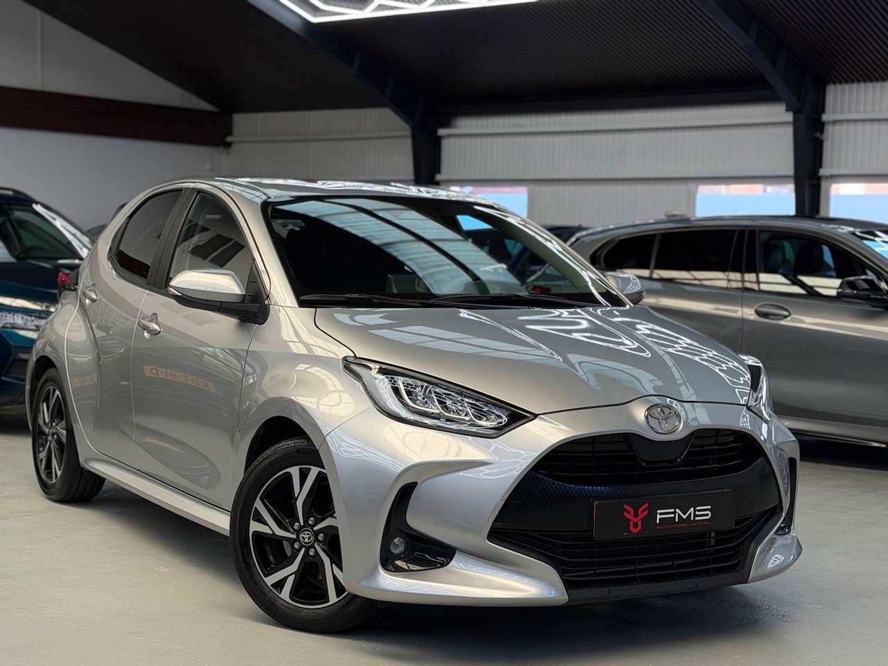 Toyota Yaris - 1.5 Hybrid Dynamic CarPlay Camera - AutoWereld.nl