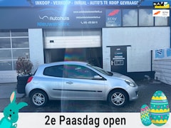 Renault Clio - 1.4-16V Team Spirit