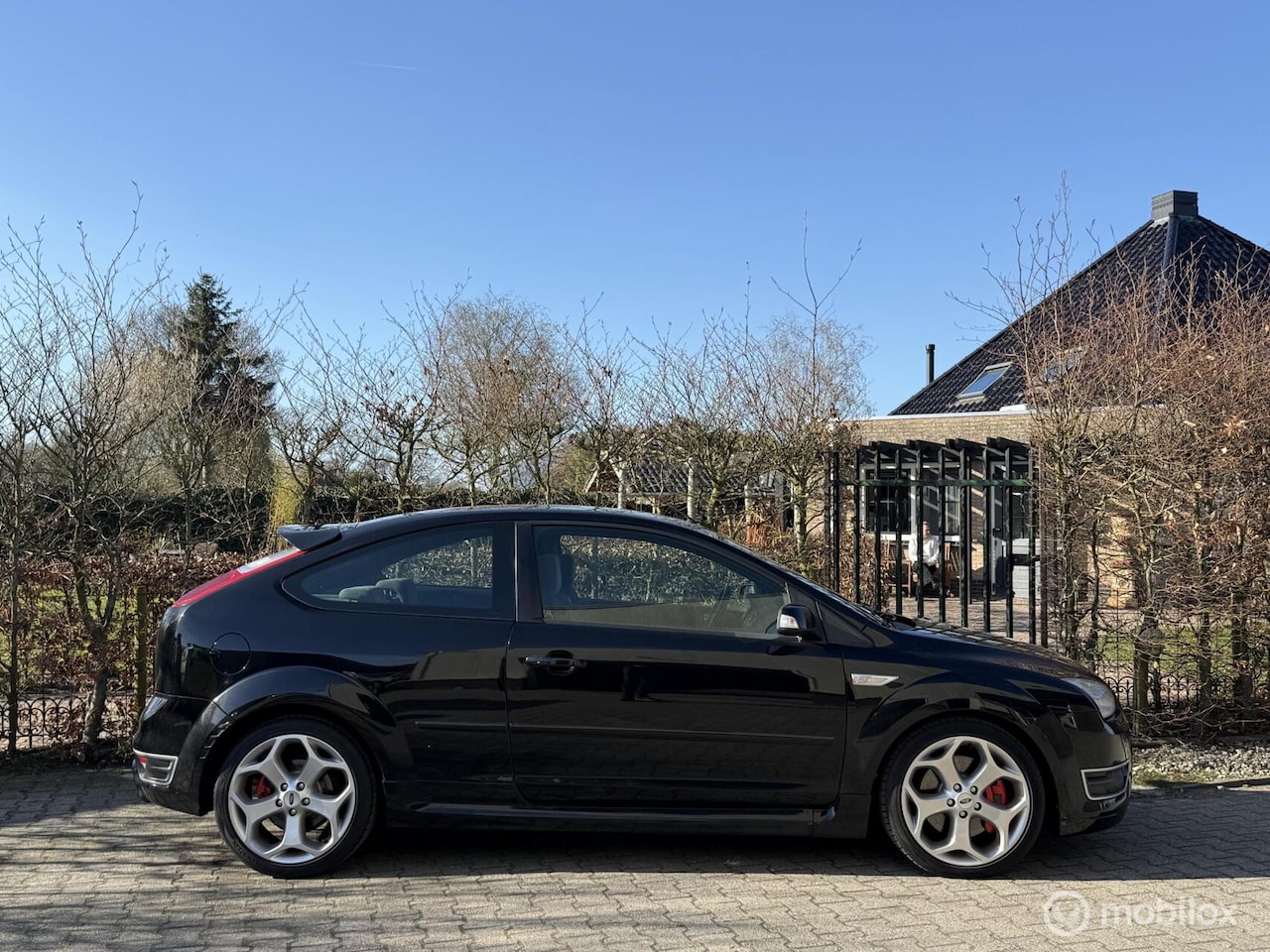 Ford Focus - 2.5-20V ST 3 deurs Origineel Ned. Super onderhouden - AutoWereld.nl