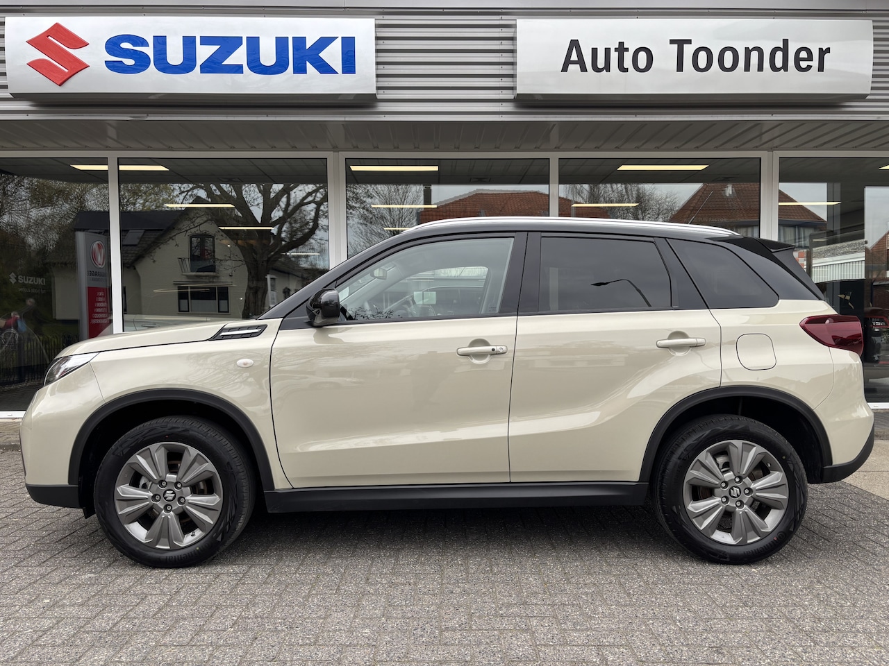Suzuki Vitara - 1.4 Boosterjet Smart Hybrid Select 1.4 Boosterjet Smart Hybrid Select - AutoWereld.nl