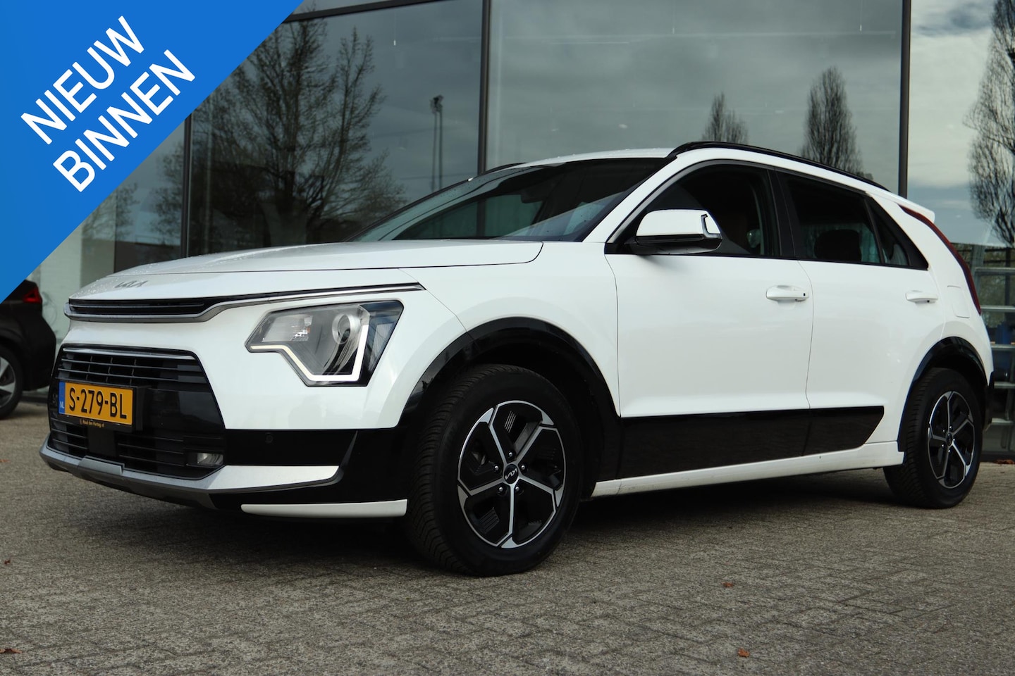 Kia Niro - 1.6 GDi HYBRID EXECUTIVELINE | CARPLAY | LEDER | CAMERA | KEY-LESS | ACC | - AutoWereld.nl