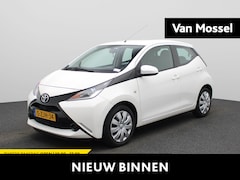 Toyota Aygo - 1.0 VVT-i x-play | Camera | Bluetooth | Airco |