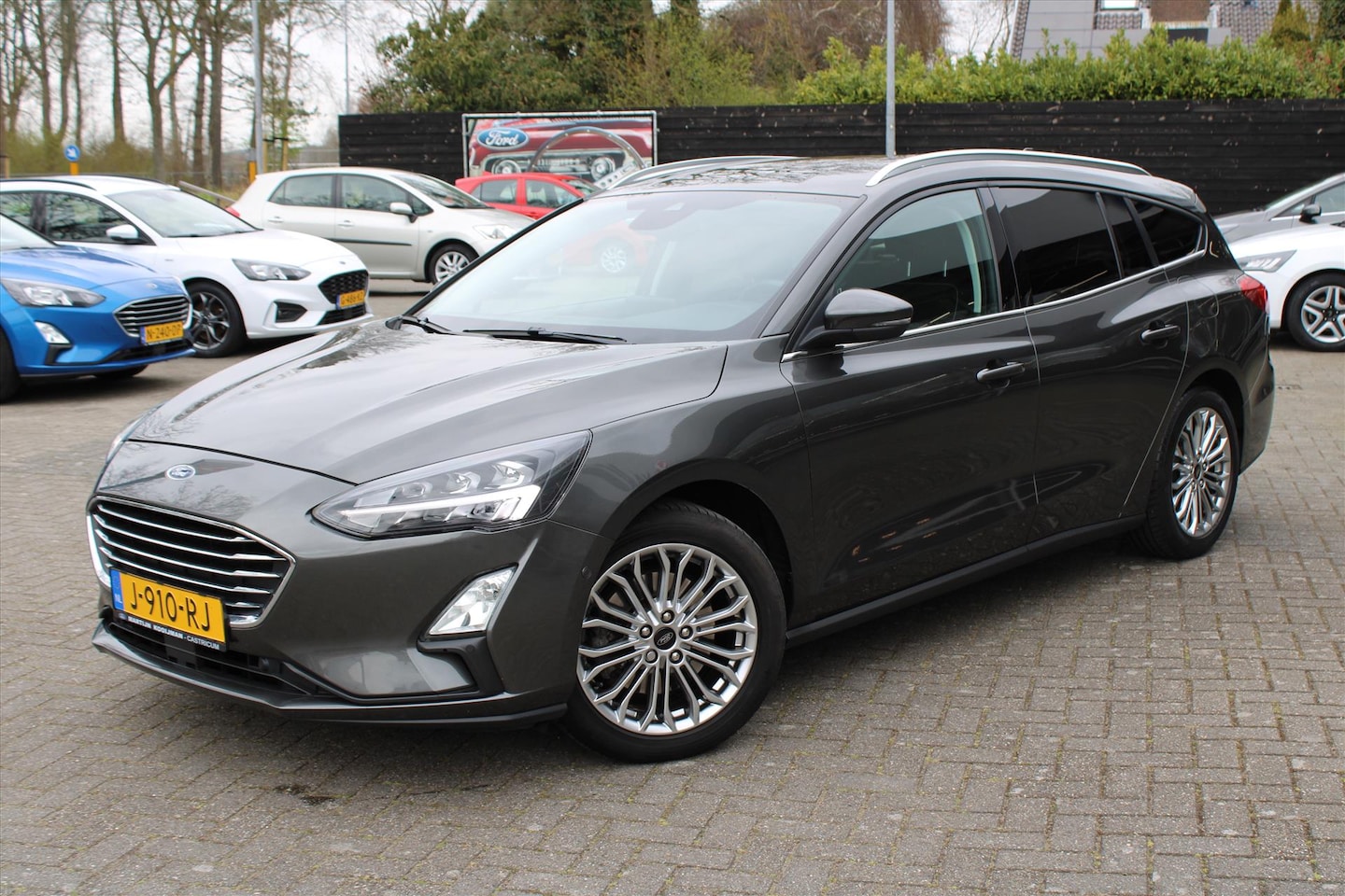 Ford Focus Wagon - 1.0 EcoBoost 125pk Titanium Business Wagon, Trekhaak, Adaptive Cruise, AGR Voorstoelen - AutoWereld.nl