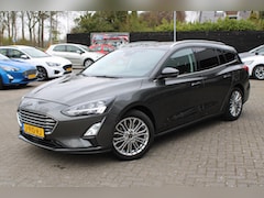 Ford Focus Wagon - 1.0 EcoBoost 125pk Titanium Business Wagon, Trekhaak, Adaptive Cruise, AGR Voorstoelen