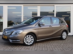 Mercedes-Benz B-klasse - 180 Ambition, Automaat, Cruise Control, Navi, Stoelverwarming, Airco, PDC V+A, Prijs Is Ri