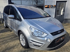 Ford S-Max - 2.0 EcoBoost Titanium *CLIMA-PDC-KEYLESSGO