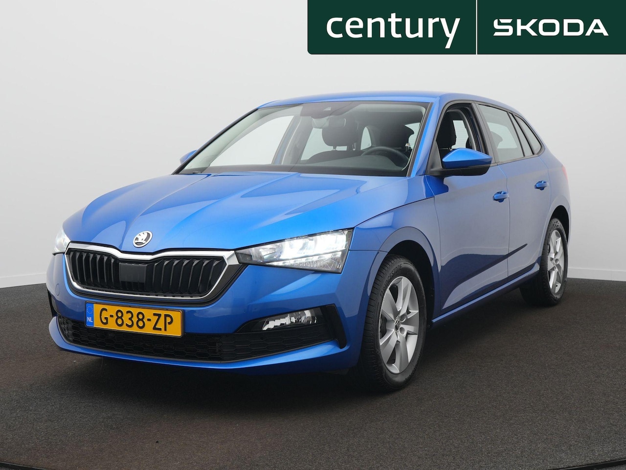 Skoda Scala - 1.0 TSI Ambition / Cruise / Sensoren Achter / CarPlay - AutoWereld.nl