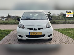 Toyota Aygo - 1.0-12V Access|GOED ONDEHOUNDE-NIEUWE KOPPELING