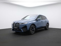 BMW iX - iX 40 xDrive M Sport Pano l HUD l 360 Camera l H&K l VOL OPTIES