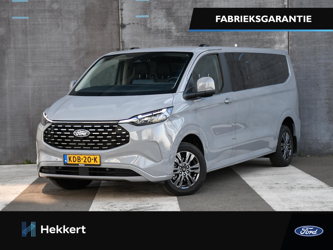 Ford Transit Custom Tourneo - Titanium 2.5 PHEV 233pk Automaat 9-Personen | LEDER | 17''LM | PDC + CAM. | CRUISE.C | DAB - AutoWereld.nl