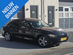 BMW 3-serie - 328i xDrive Executive