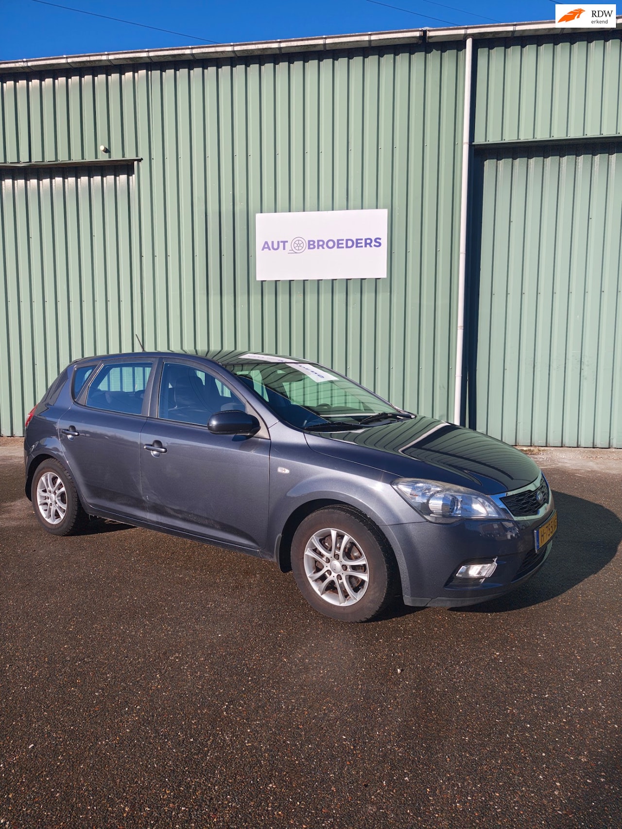 Kia Cee'd - 1.4 CVVT Seven AIRCO - 5 DEURS - LM VELGEN - AutoWereld.nl