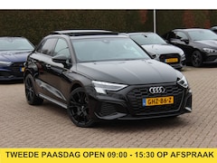 Audi A3 Sportback - 45 TFSI e S edition Competition / Trekhaak / Panoramadak / CarPlay / Matrix LED / Keyless