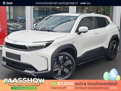 Toyota Urban Cruiser - Executive 61 kWh | Nieuwe auto | Dodehoekdetectie | 360 camera | JBL | Panoramadak | Ook a