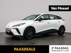 MG MG4 - Standard 51 kWh | 1e-Eigenaar | Black & White | CarPlay | Led Koplampen | Parkeersensoren