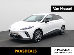 MG MG4 - 64 kWh Luxury Long Range | Navigatie | Stoel & Stuurverwarming | 3-Fase Laden | 360 Camera