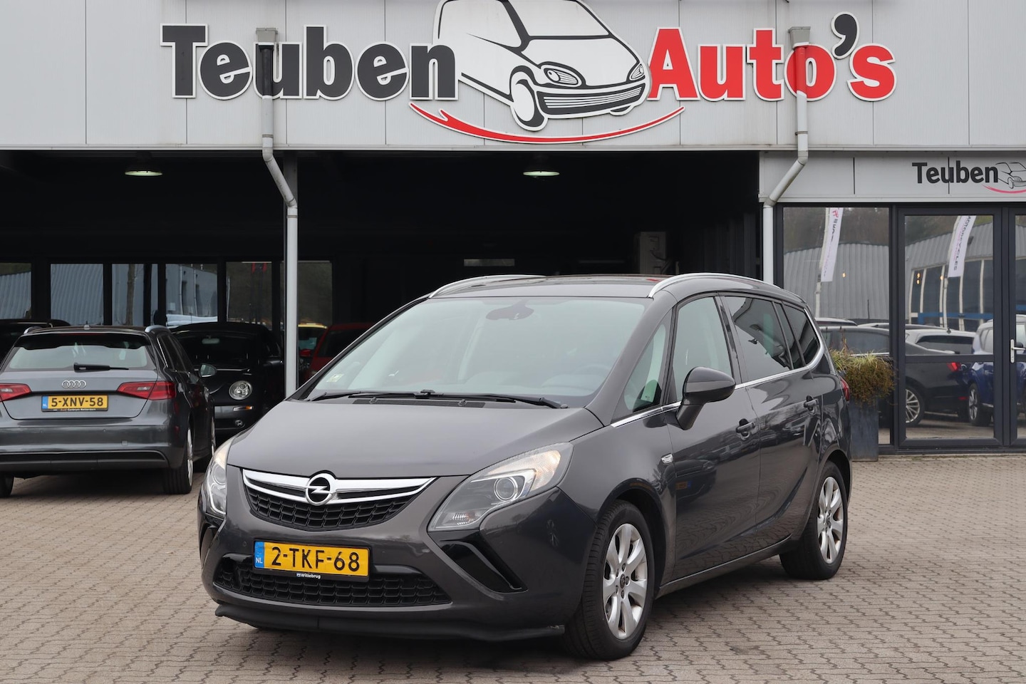 Opel Zafira Tourer - 1.4 Rhythm | 7 Zitplaatsen | Trekhaak | Cruise control | Climate control - AutoWereld.nl