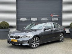BMW 3-serie - 330e | 360* Camera | Navigatie | Lederen Bekleding | DAB | Trekhaak |