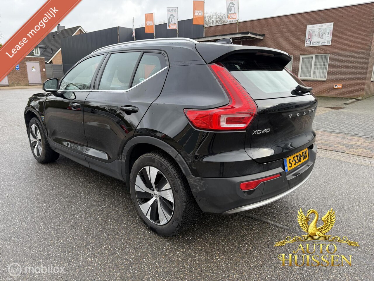 Volvo XC40 - 1.5 T4 Plug-in hybrid Core Bright Lichte Schade - AutoWereld.nl