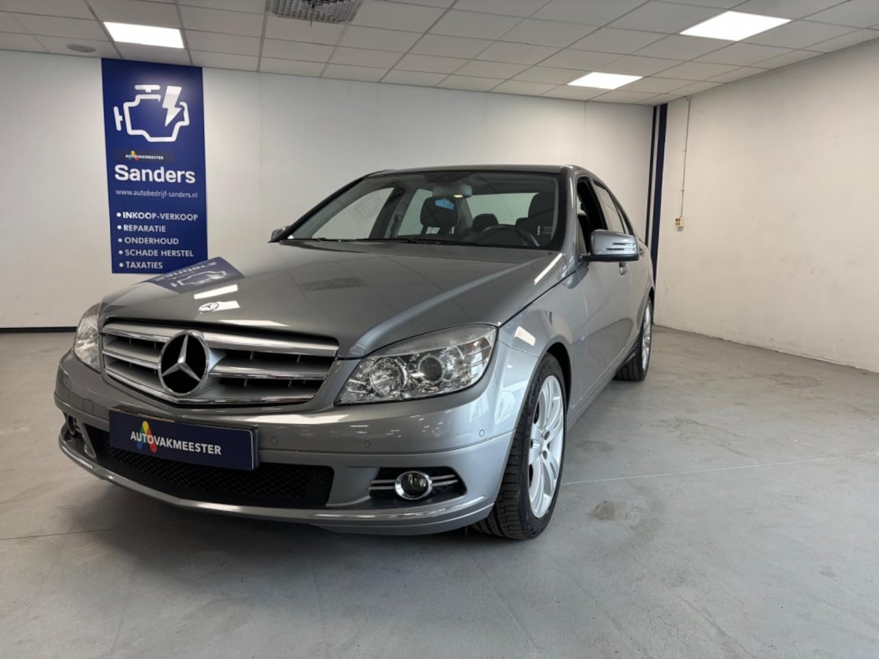 Mercedes-Benz C-klasse - 180 TREKHAAK/PDC/NIEUWE APK - AutoWereld.nl