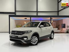 Volkswagen T-Cross - 1.0 TSI Life Aut. Camera Clima ACC Led Ascot Grey CarPlay Virtual PDC Stoelverw