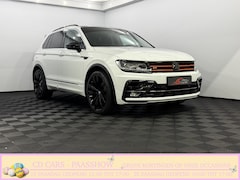 Volkswagen Tiguan - 1.5 TSI ACT R-line Camera, Navi, Keyless start, Winterpakket, Cruise control, A start stop